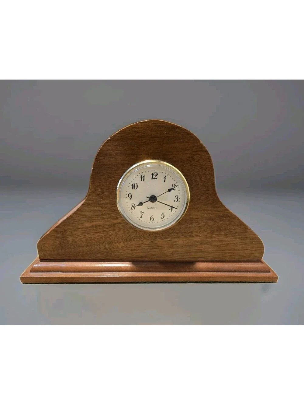 Vintage Wooden Mantle Quartz Clock Unbranded Keeps Good Time 6.5